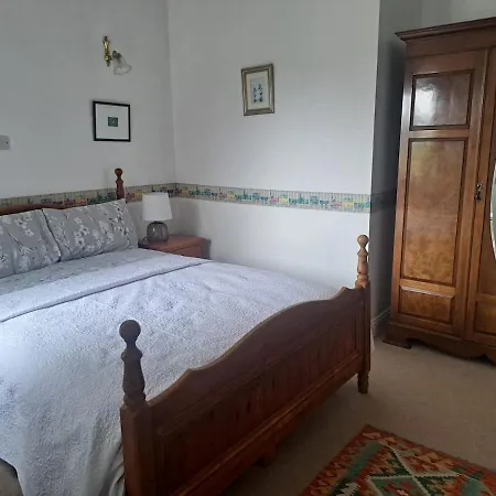 Burren House, Wild Atlantic Way Дом отдыха Балливон