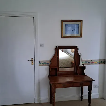 Burren House, Wild Atlantic Way * バリーボーン