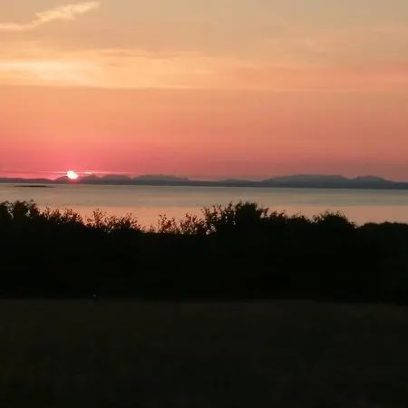 Burren House, Wild Atlantic Way * バリーボーン