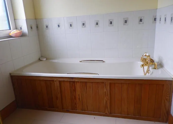 Burren House, Wild Atlantic Way * Балливон