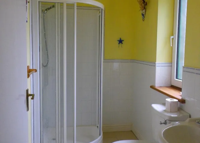 Burren House, Wild Atlantic Way * Балливон